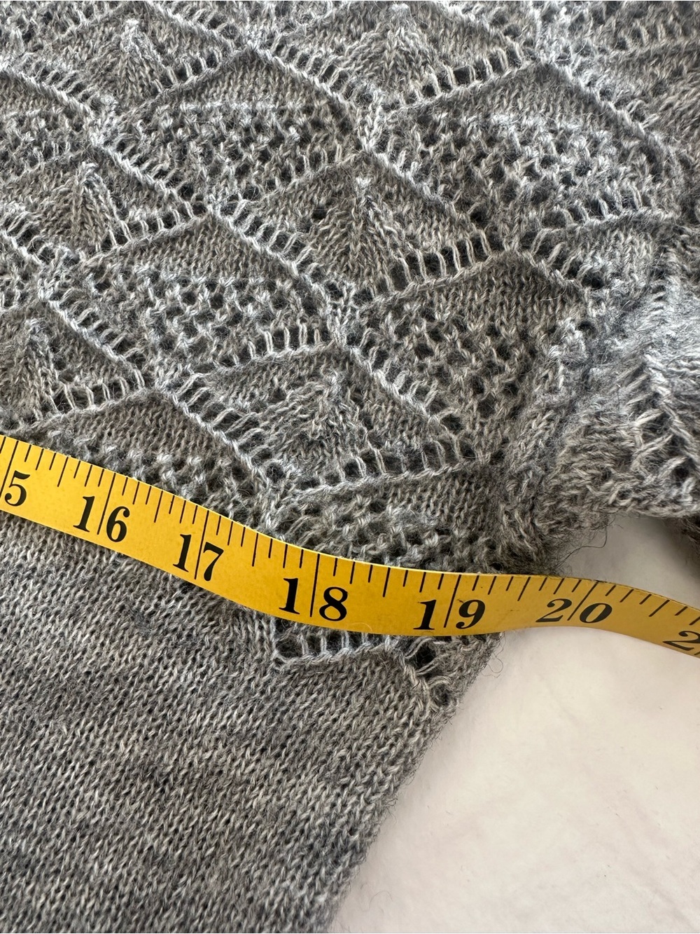 Coupe Collection gray lace-yoke Cardigan, size medium - Picture 9 of 12